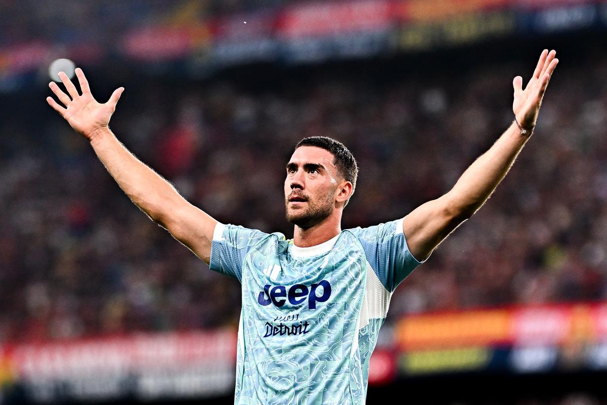 他仍然留在, 经就, 但尤文图斯