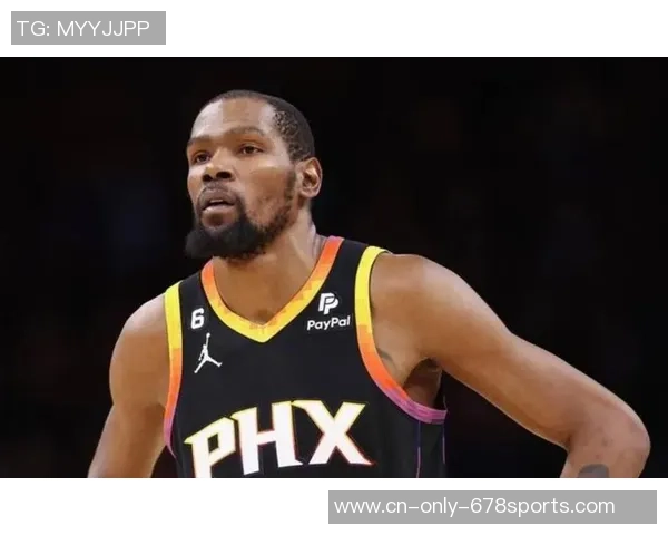 KD有根了！布朗戏弄杜兰特雕像：上半身放勇士，下半身放雷霆